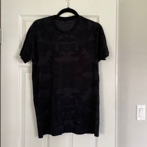 Alphalete black mesh dry fit